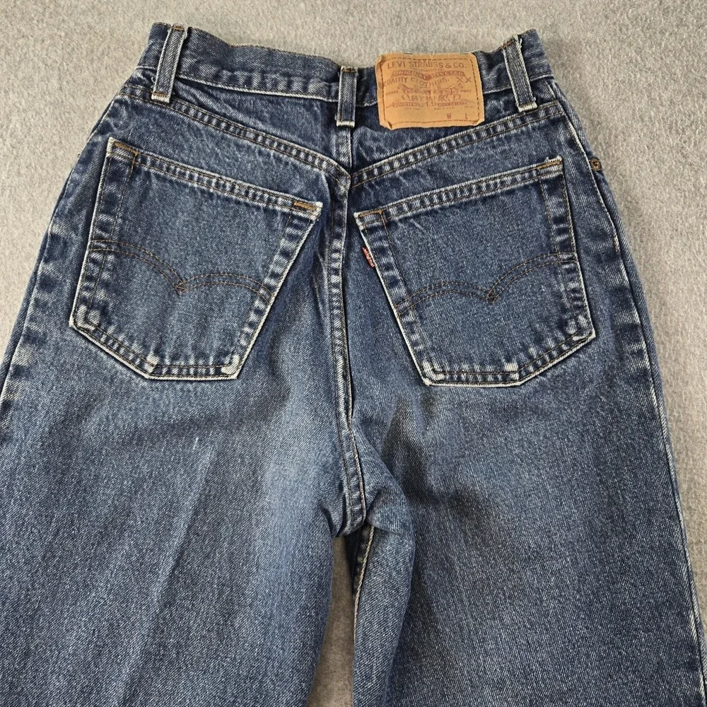 Levis Jeans Mens 24x30 Blue Straight‎ Regular Vintage Made In USA Medium Wash